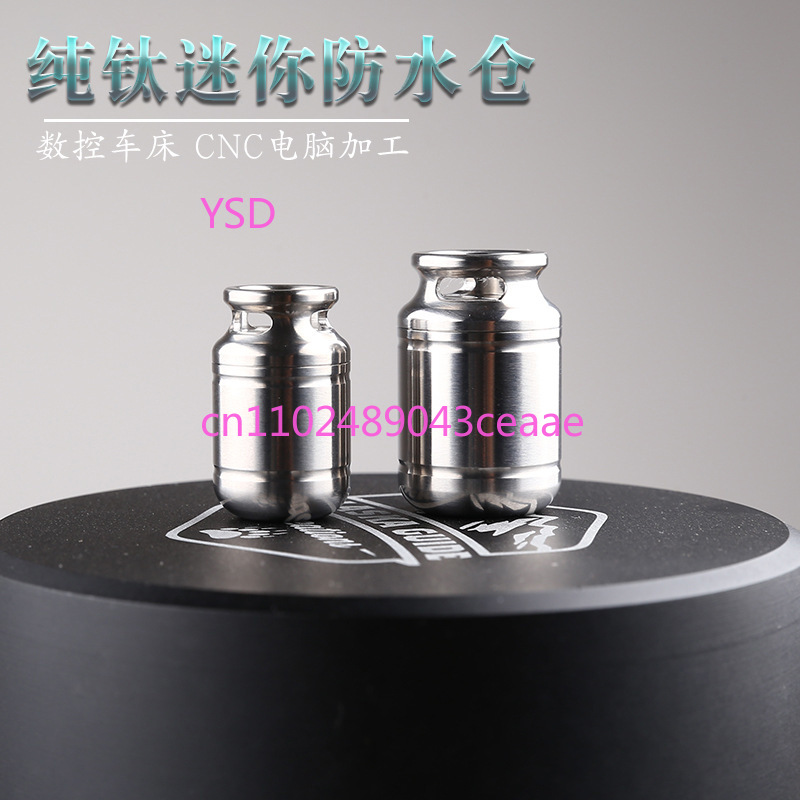 Edc Pill Carry - Mini Contenitore Impermeabile in Titanio per